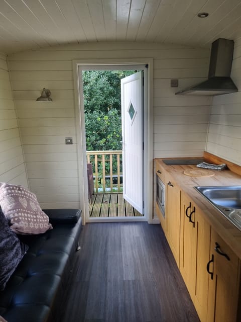 Cottage | 1 bedroom, free WiFi