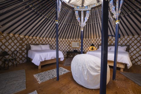 Family Stargazing Yurt No.8 | Bed sheets