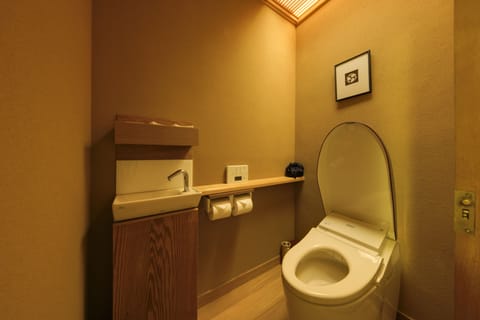 [Type C] Japanese Style Room, Private indoor bath, (45+sqm), Smoking | In-room safe, individually decorated, individually furnished, desk