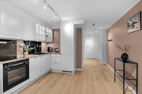 Apartment (1 Bedroom) | Private kitchen