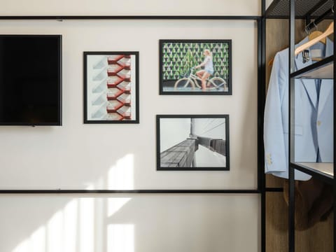 Premium bedding, in-room safe, desk, soundproofing