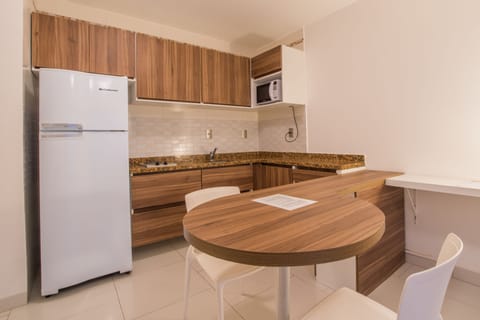 Superior Apartment, 1 Bedroom, Terrace, Pool View | Private kitchen