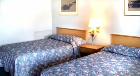 Classic Room, 2 Double Beds | Desk, blackout drapes, iron/ironing board, free WiFi