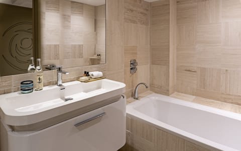 Romantic Studio | Bathroom | Shower, rainfall showerhead, hair dryer, towels