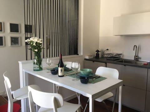 Apartment | In-room dining