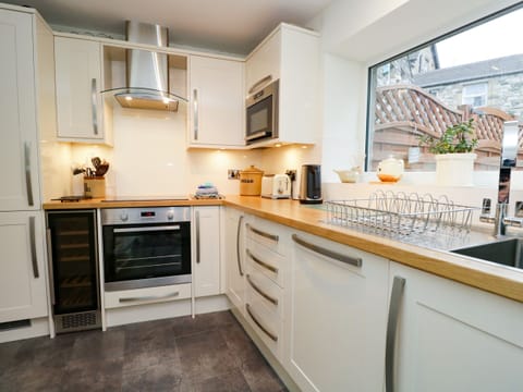 Fridge, dishwasher, electric kettle, toaster