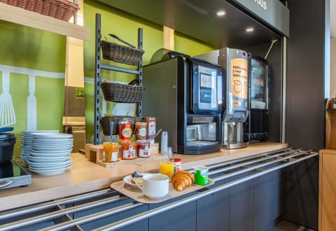 Daily buffet breakfast for a fee