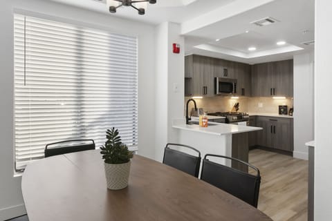 Family Condo, 3 Bedrooms, Balcony | In-room dining