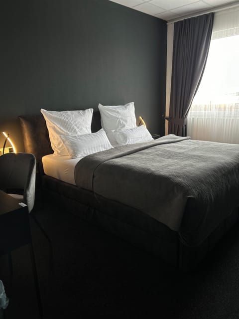 Deluxe Double Room | Premium bedding, free WiFi, bed sheets