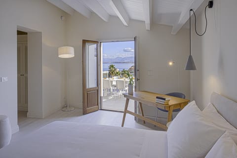 Romantic Suite, Terrace, Sea View (Incanto) | Premium bedding, down comforters, memory foam beds, minibar