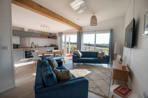 Cottage | Living area