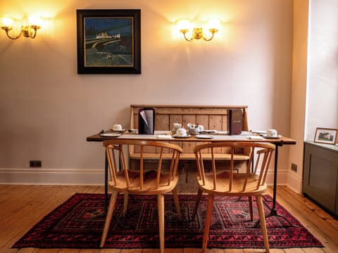 Free daily cooked-to-order breakfast