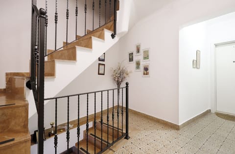 22-inch LCD TV with satellite channels