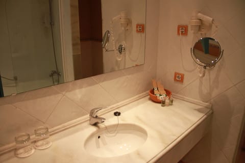 Deluxe Double Room Single Use, Terrace | Bathroom sink