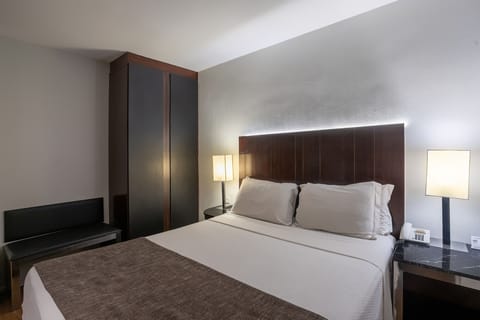 Standard Double Room, 1 Queen Bed | Premium bedding, minibar, in-room safe, desk