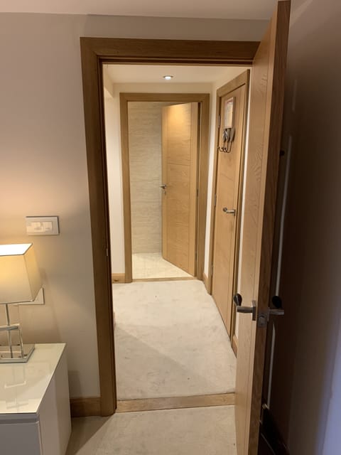 Deluxe Suite | Egyptian cotton sheets, premium bedding, down comforters, pillowtop beds