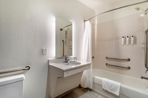 Room, 2 Double Beds | Bathroom | Hair dryer, towels