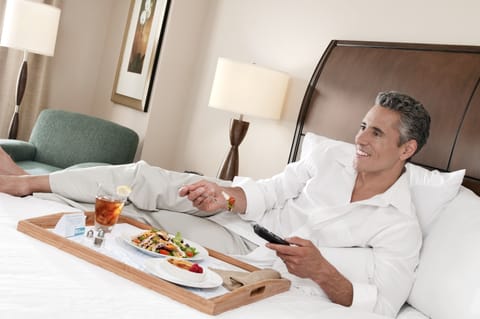 One king bed | In-room dining