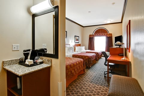 Deluxe Double Room | Premium bedding, pillowtop beds, desk, laptop workspace