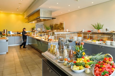 Daily buffet breakfast (EUR 19 per person)