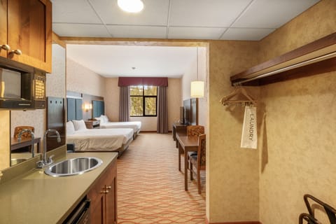 Mountain View Suite, 2 Queen Beds & Sofa Pull-Out | Down comforters, desk, laptop workspace, blackout drapes