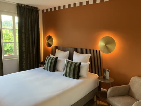 Comfort Double Room | Premium bedding, pillowtop beds, in-room safe, desk