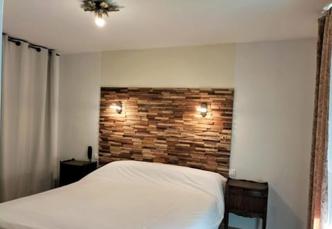 Premium Room | Premium bedding, in-room safe, free WiFi, bed sheets