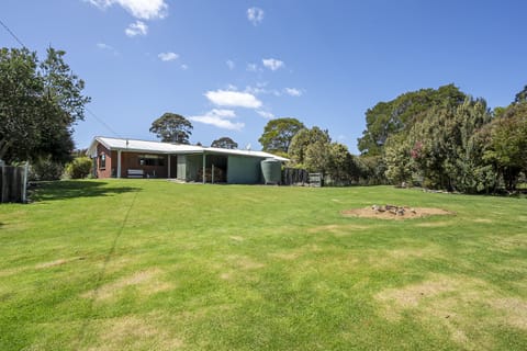 Family House | Garden view