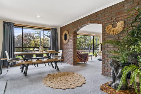 Family House | Dining room