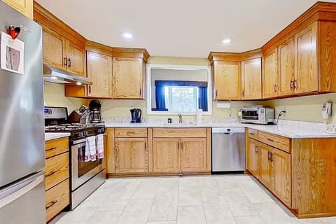 Family Townhome | Private kitchen | Coffee/tea maker