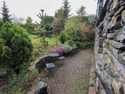 Cottage | Outdoor dining