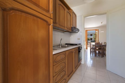 Villa | Private kitchen | Full-size fridge, stovetop, cookware/dishes/utensils