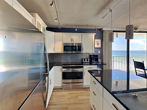 Condo, Multiple Beds, Balcony, Ocean View (#500 - No Pets Allowed) | Private kitchen | Fridge, microwave, oven, stovetop