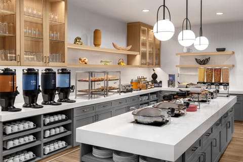 Free daily on-the-go breakfast