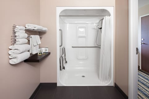 Room, Accessible | Bathroom | Hair dryer, towels