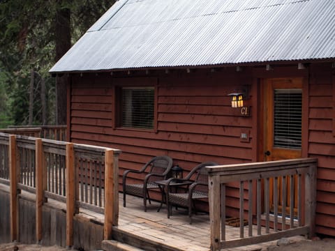 Cabin C1 | Front of property