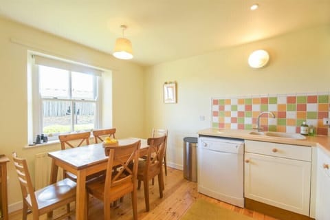 Fridge, dishwasher, cookware/dishes/utensils