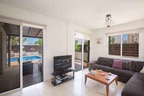 Villa, 3 Bedrooms, Private Pool, Garden View | Interior