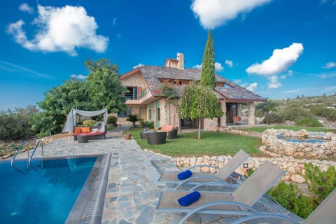 Villa, 4 Bedrooms, Private Pool, Garden View | Property grounds