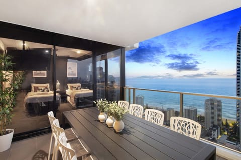 Deluxe 2 Bedroom, 2 Bathroom - Ocean View - Lvl 39 | Terrace/patio