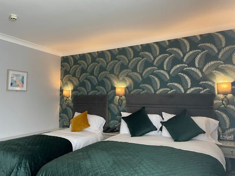 In-room safe, desk, laptop workspace, free WiFi