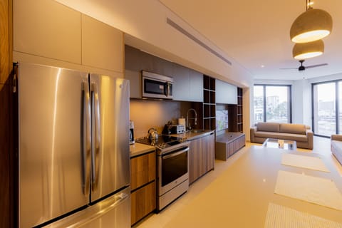 Residence El Edén | Private kitchen | Full-size fridge, microwave, dishwasher, coffee/tea maker