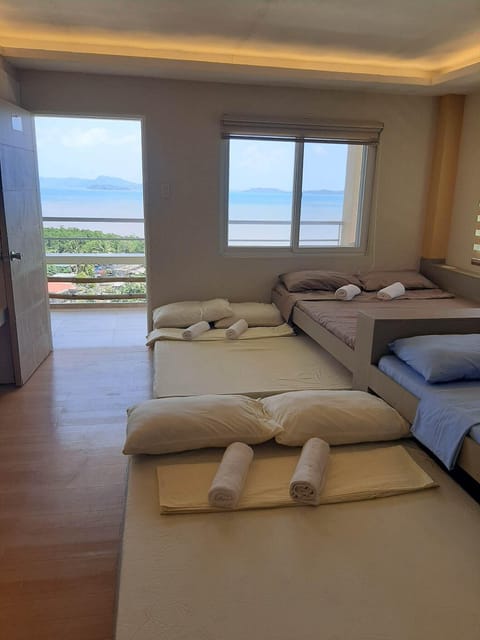 Family Room, 1 Bedroom, Sea View, Sea Facing | Bed sheets