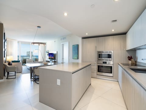 Exclusive Condo | Private kitchen | Full-size fridge, microwave, oven, stovetop