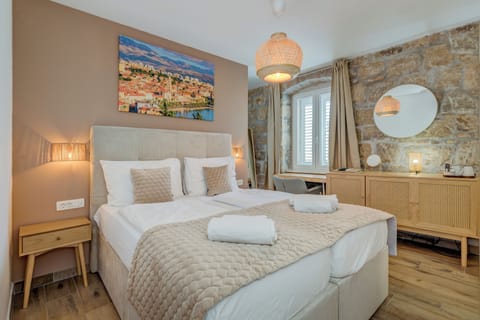 Deluxe Room | Memory foam beds, desk, laptop workspace, free WiFi