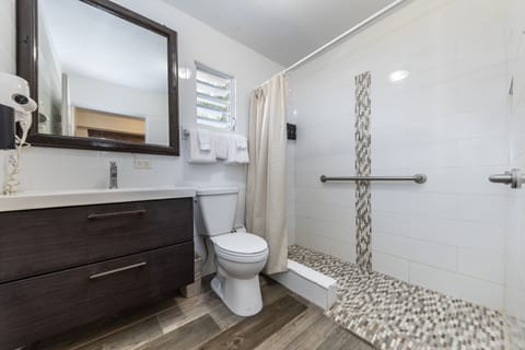 Room, 2 Queen Beds, Ocean View | Bathroom | Shower, free toiletries, hair dryer, towels