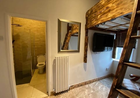 Exclusive Double Room | Individually decorated, individually furnished, iron/ironing board