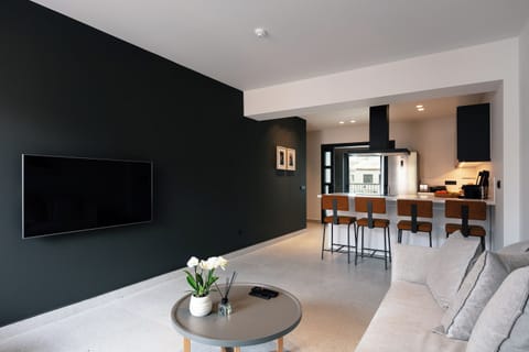 In-room safe, desk, laptop workspace, soundproofing