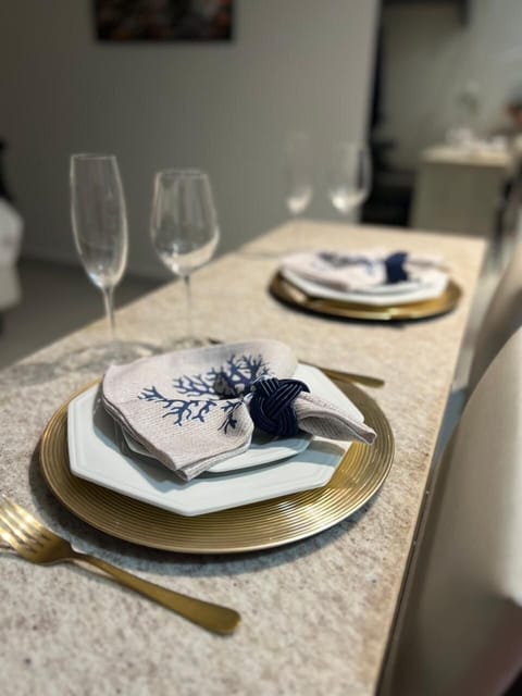 Apartment | Dining