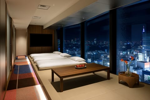 Suite (Japanese) | In-room safe, free WiFi, bed sheets